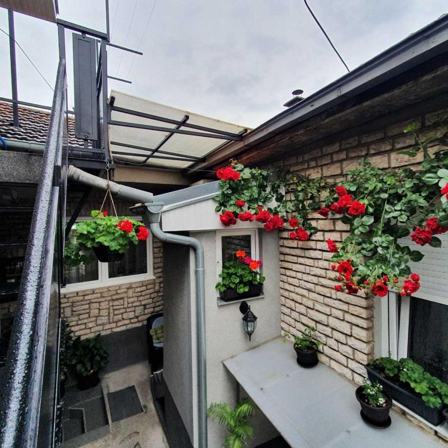 Fortress Apartments Nis Luaran gambar
