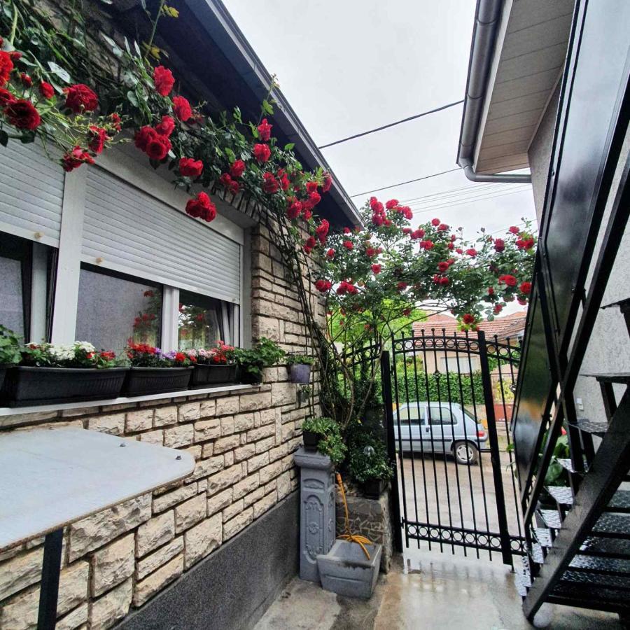 Fortress Apartments Nis Luaran gambar